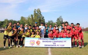 Bupati Egi Buka Laga Persahabatan BLFC Vs Sriwijaya FC U-20, Dukung Lahirnya Talenta Sepak Bola Muda