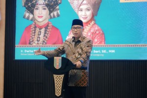 Semangat Hardiknas, Gubernur Lampung Dorong Generasi Muda Bangga Berbahasa Lampung