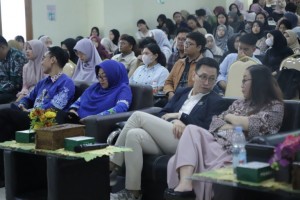 FK Jadi Tuan Rumah DKT Academy Goes To Campus
