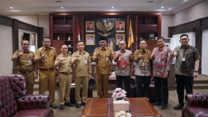Perkuat Sinergi, Kakanwil DJP Bengkulu-Lampung Audiensi Dengan Gubernur Lampung
