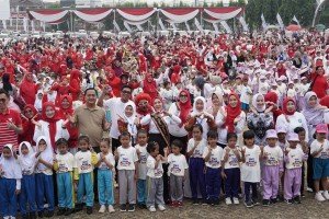 Semarak HAN Ke-42, Pemprov Lampung Ajak Puluhan Ribu Anak Biasakan Hidup Sehat