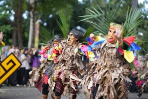 FKIP Gelar Karnaval Dan Muhibah Seni Dalam Rangka Dies Natalis Ke-57